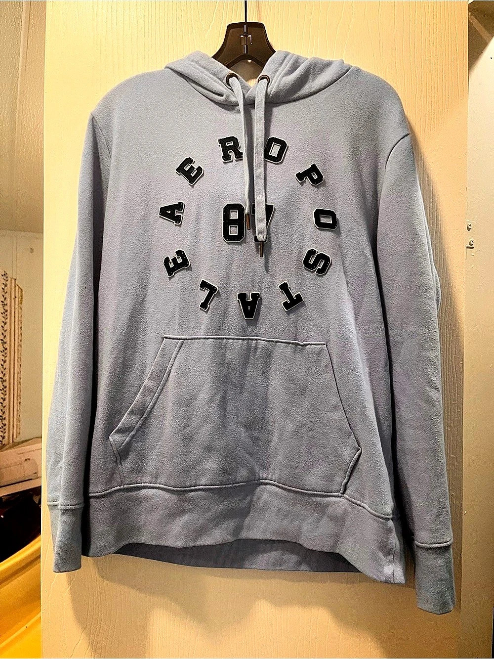 Aeropostale Pullover Hoodie in Purple Like New